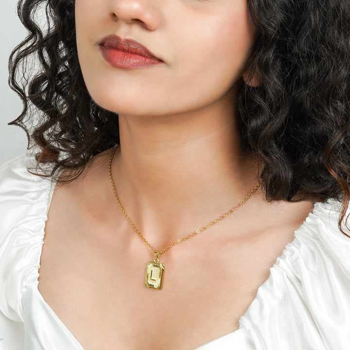 Daze Alphabet L Necklace