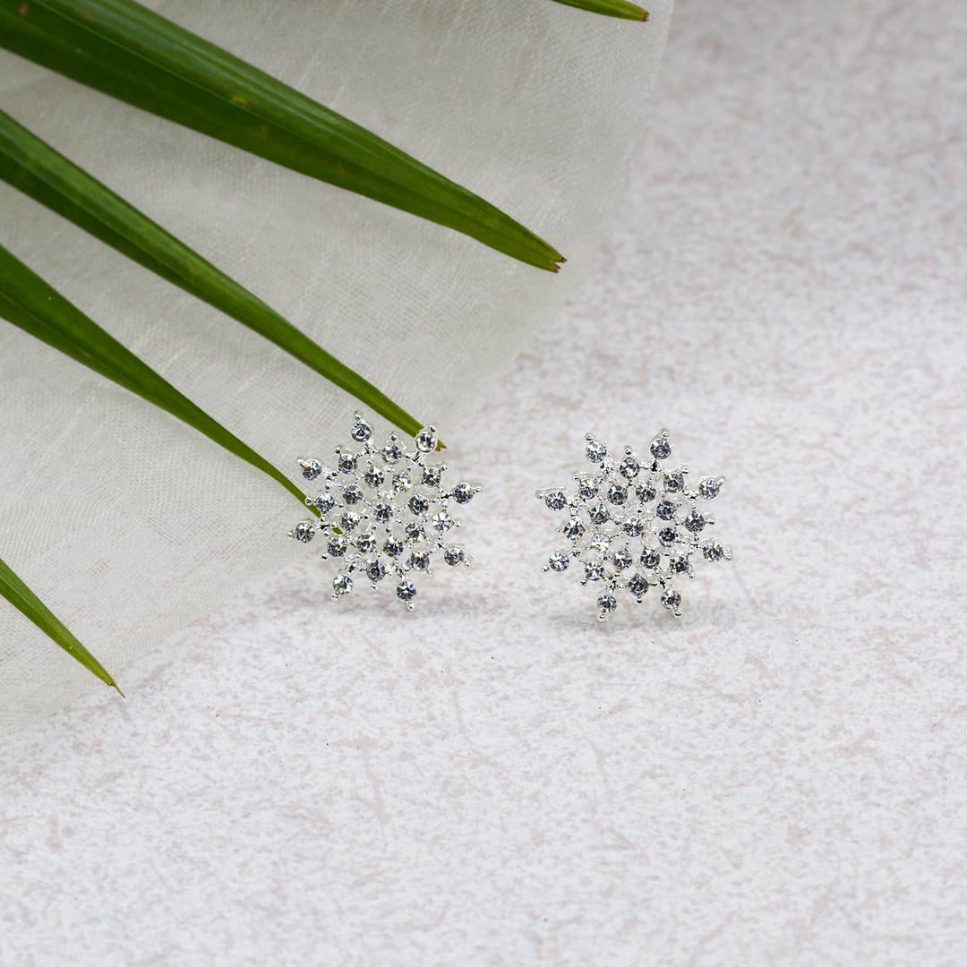 Snow Flake Silver Stud Earrings - Joker & Witch
