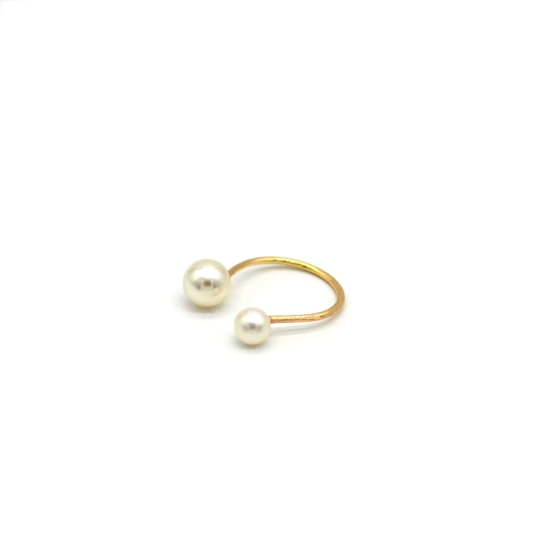 Basra Pearl Ring - Joker & Witch