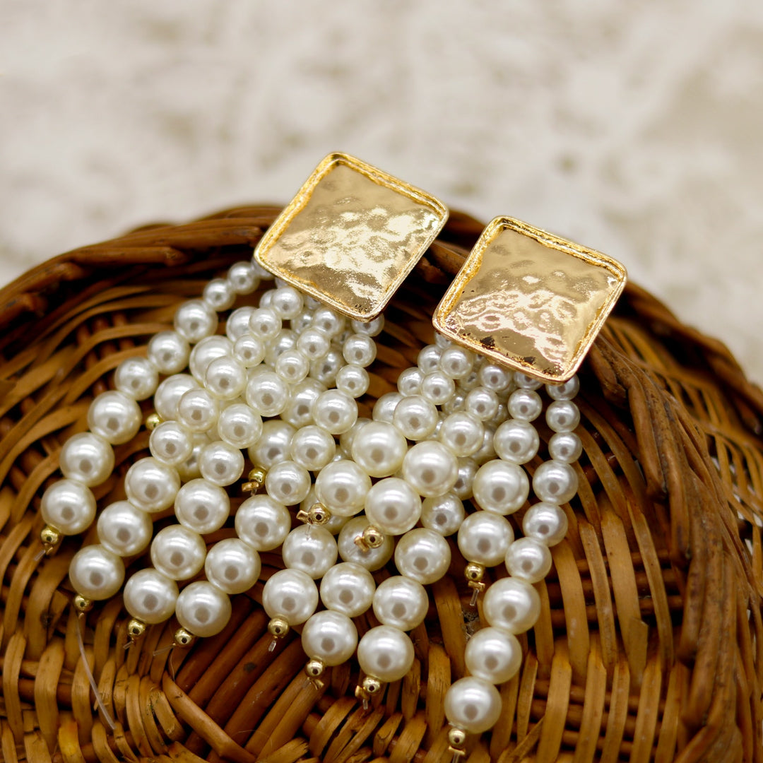 Royal Pearls Earrings - Joker & Witch