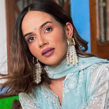 Royal Pearls Earrings