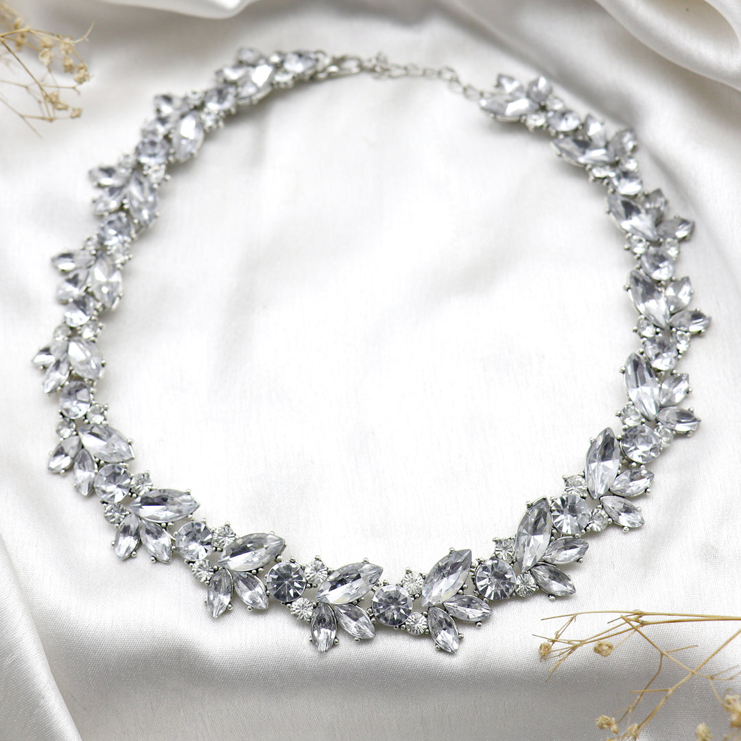 Pretunia Floral Rhinestones Necklace
