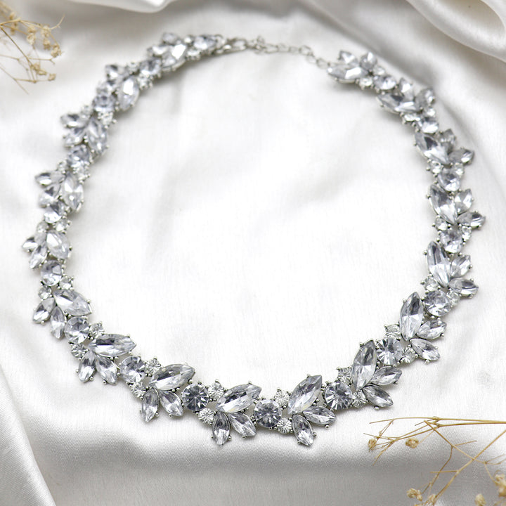 Pretunia Floral Rhinestones Necklace