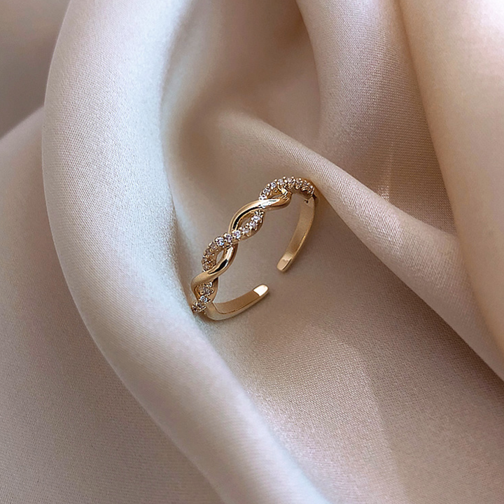 Margherita Gold Dainty Ring