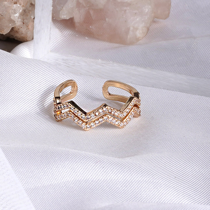 Chevron Dainty Gold Ring