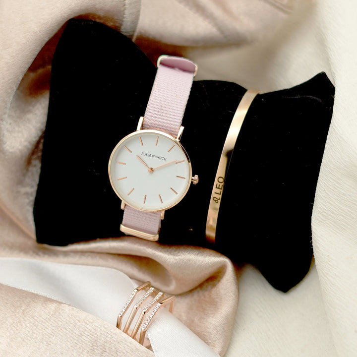 Sleek Blush Leo Love Triangle