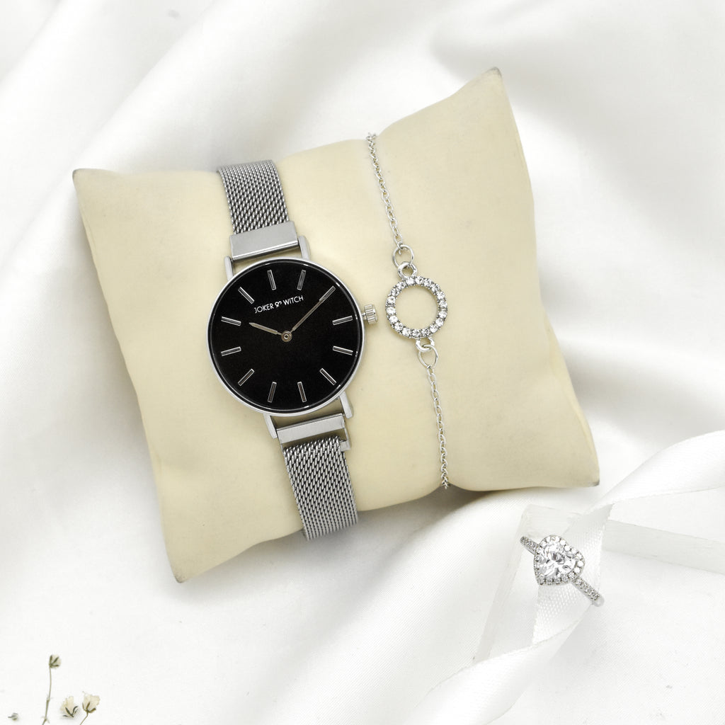 Glitz and Glam Love Triangle
