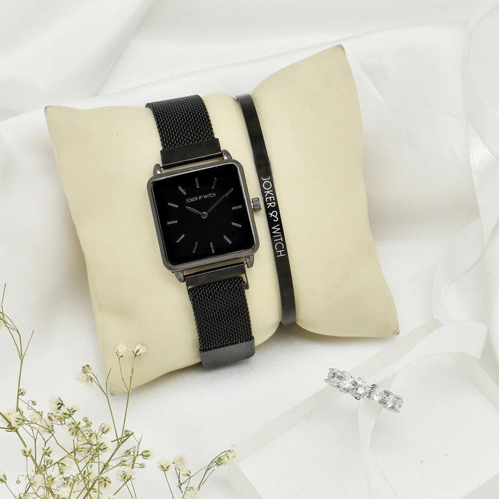 Bayard Love Triangle