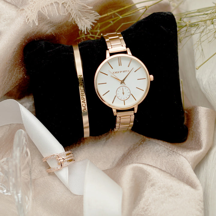 Starry Eyes Capricorn Love Triangle