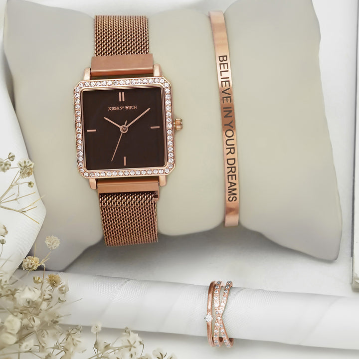 Shiny Hay Love Triangle