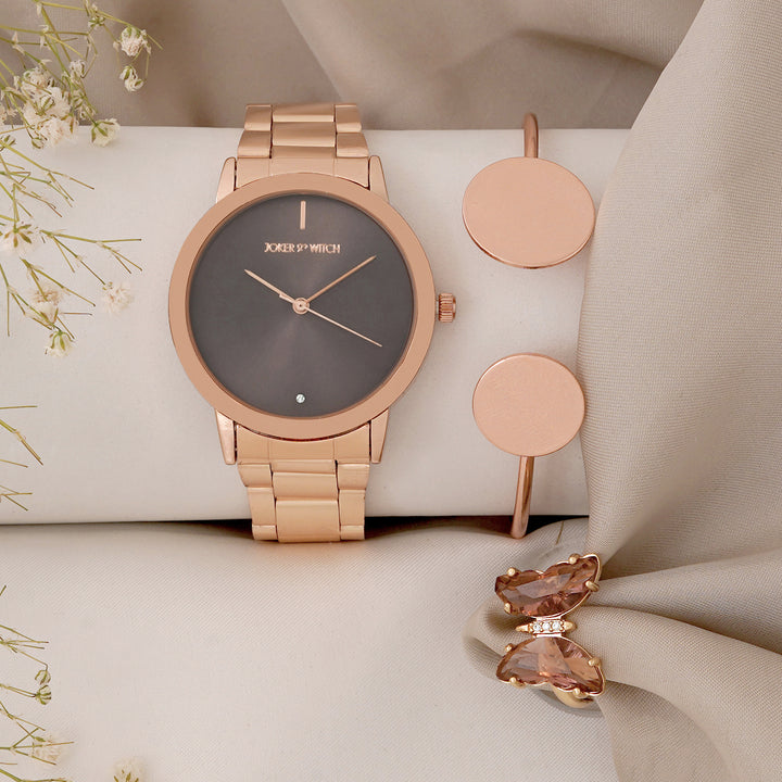 Agatha Love Triangle