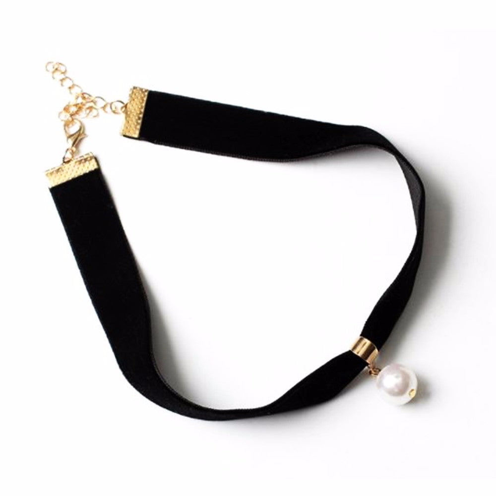 Shop online Single Pearl Black Choker by Joker Witch