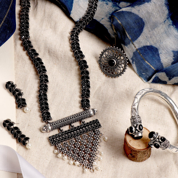 Zehar Black Metallic Silver Oxidized Jewelry Gift Set
