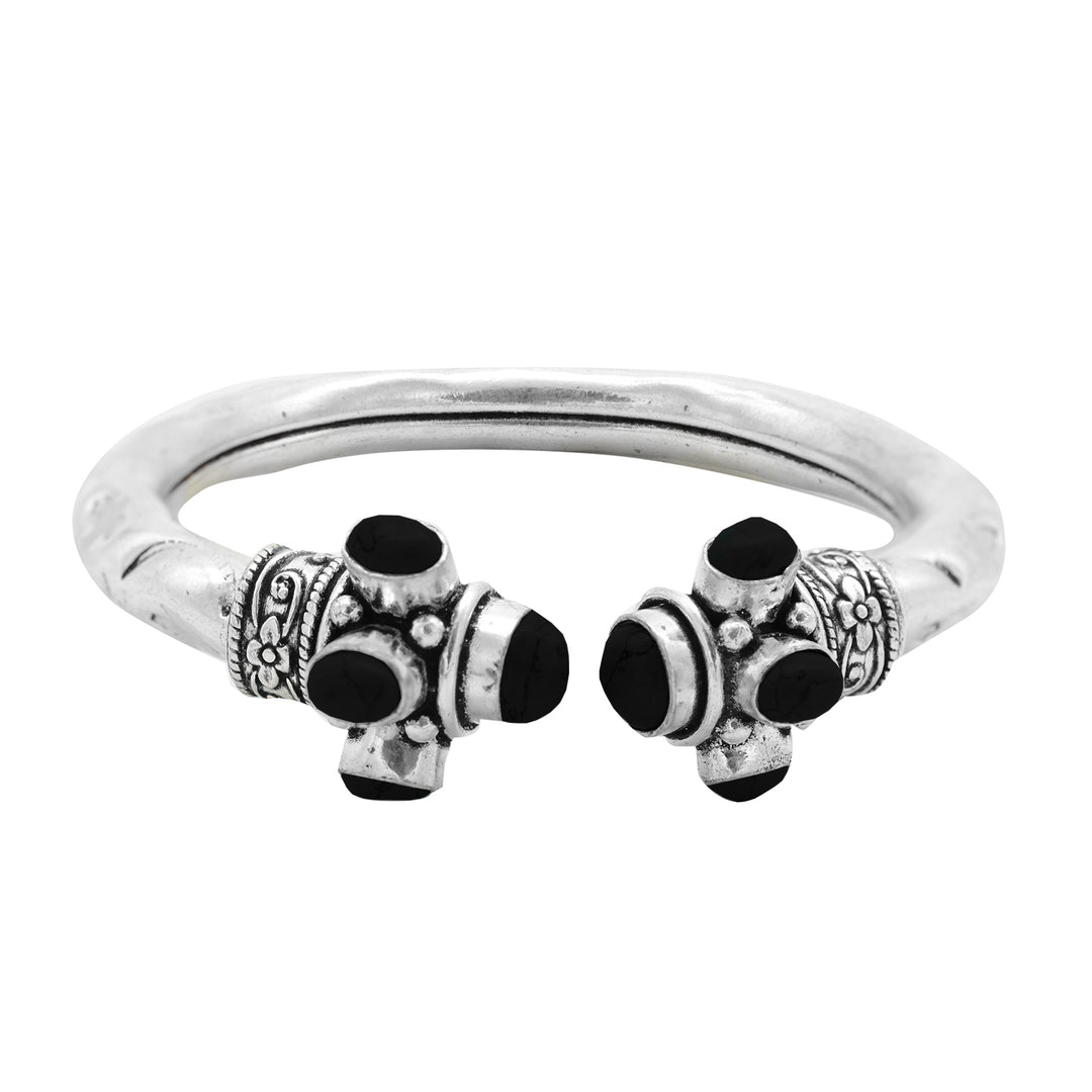 Leela Black Metallic Silver Oxidized Gift Set