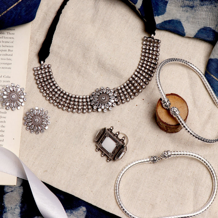 Nimisha White Metallic Silver Oxidized Jewelry Gift Set