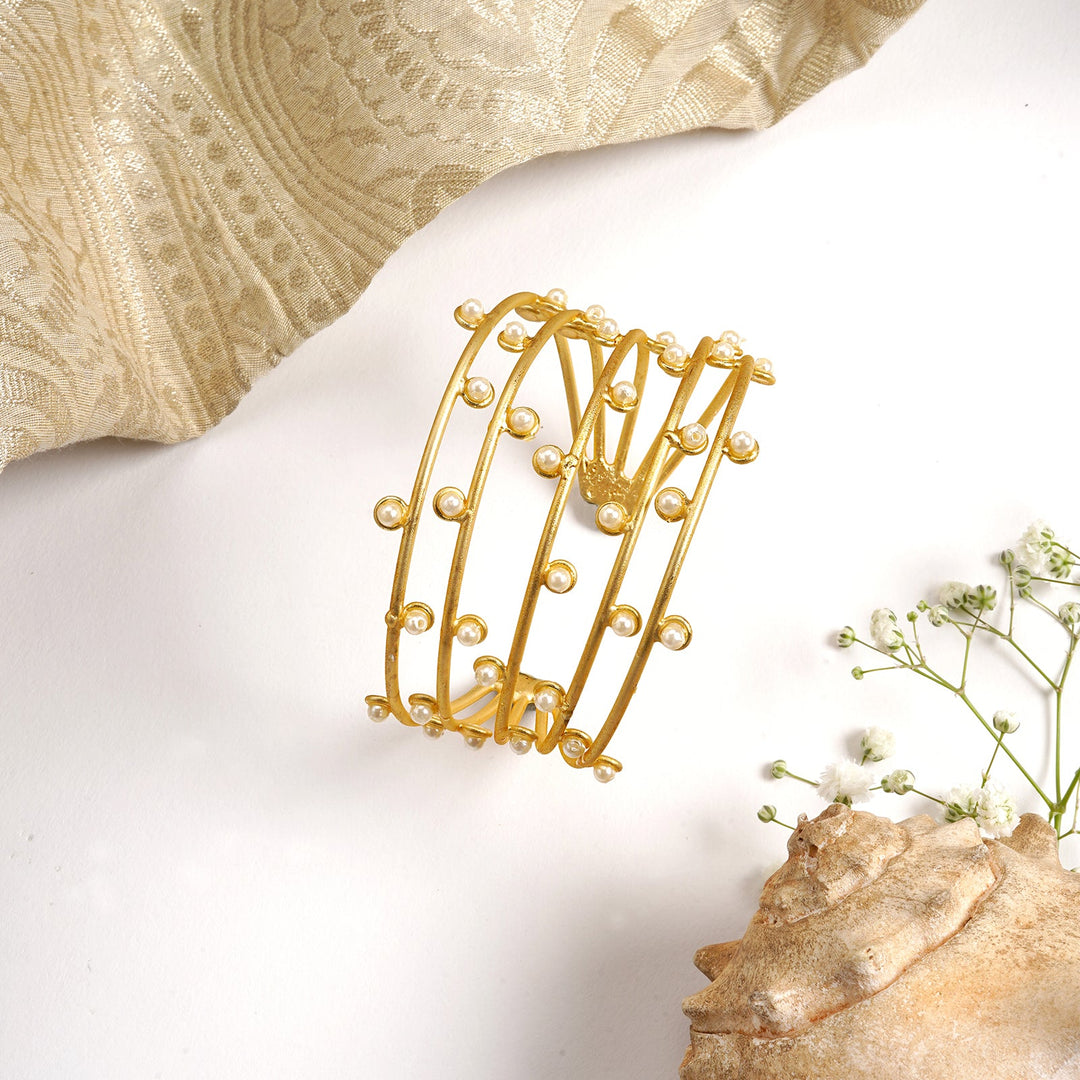 Teejh Tista Layered pearl Bracelet