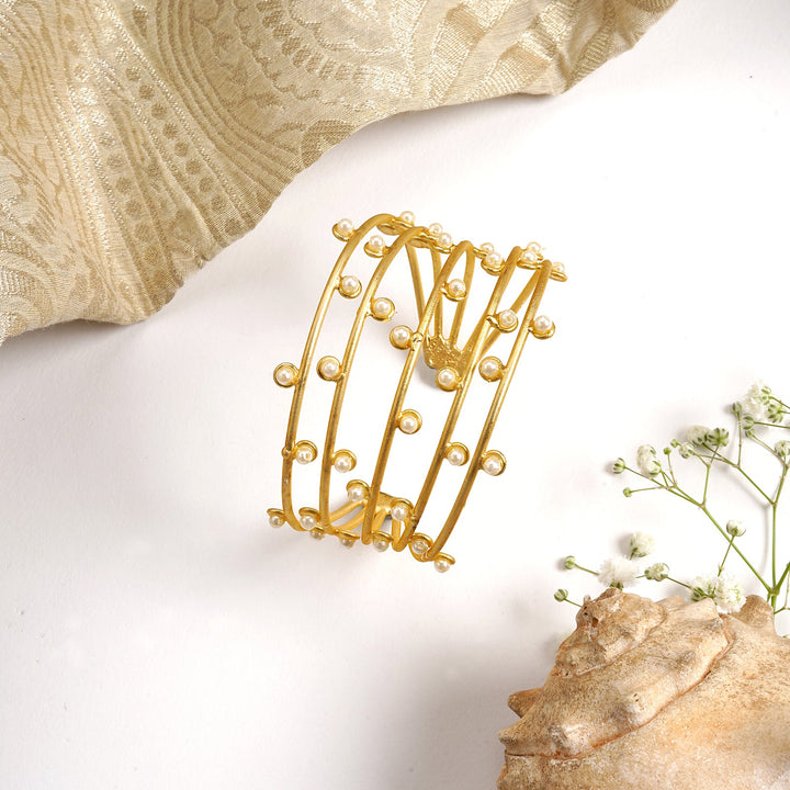 Teejh Tista Layered pearl Bracelet