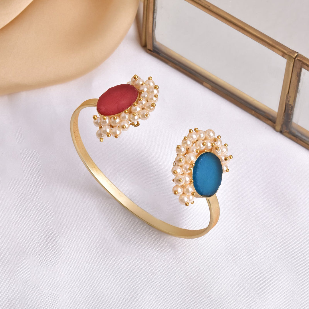 Teejh Piyali Red And Blue Studded Pearl Bracelet
