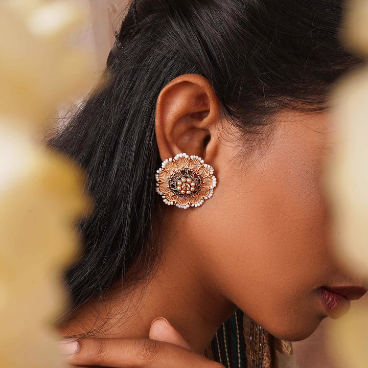 Teejh Pragya Nude Pink Gold Enamel Stud