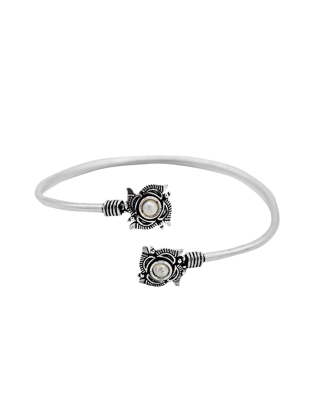 Teejh Oshee Silver Oxidised Jewelry Gift Set