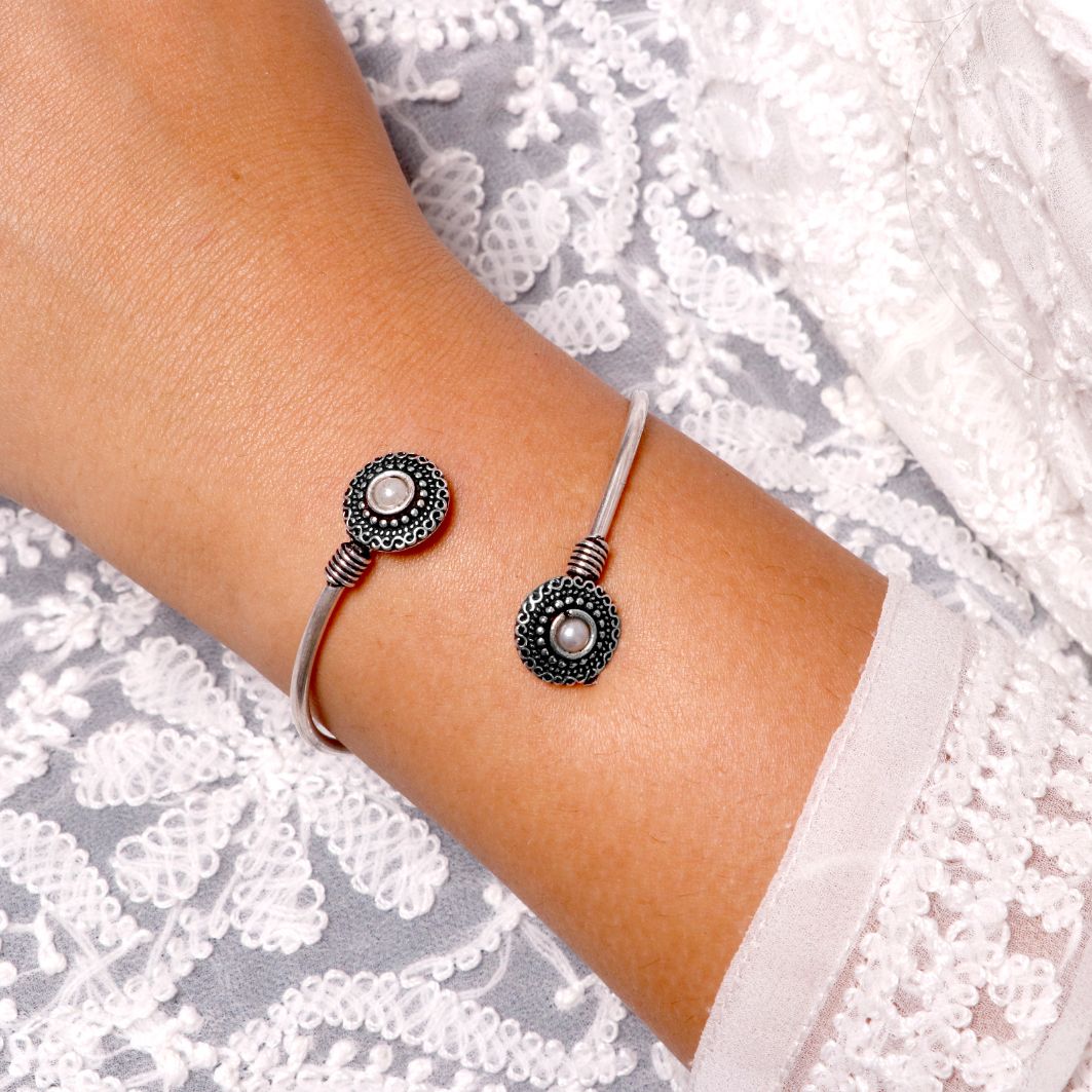 Aparna White Circular Silver Oxidized Bracelet - Joker & Witch