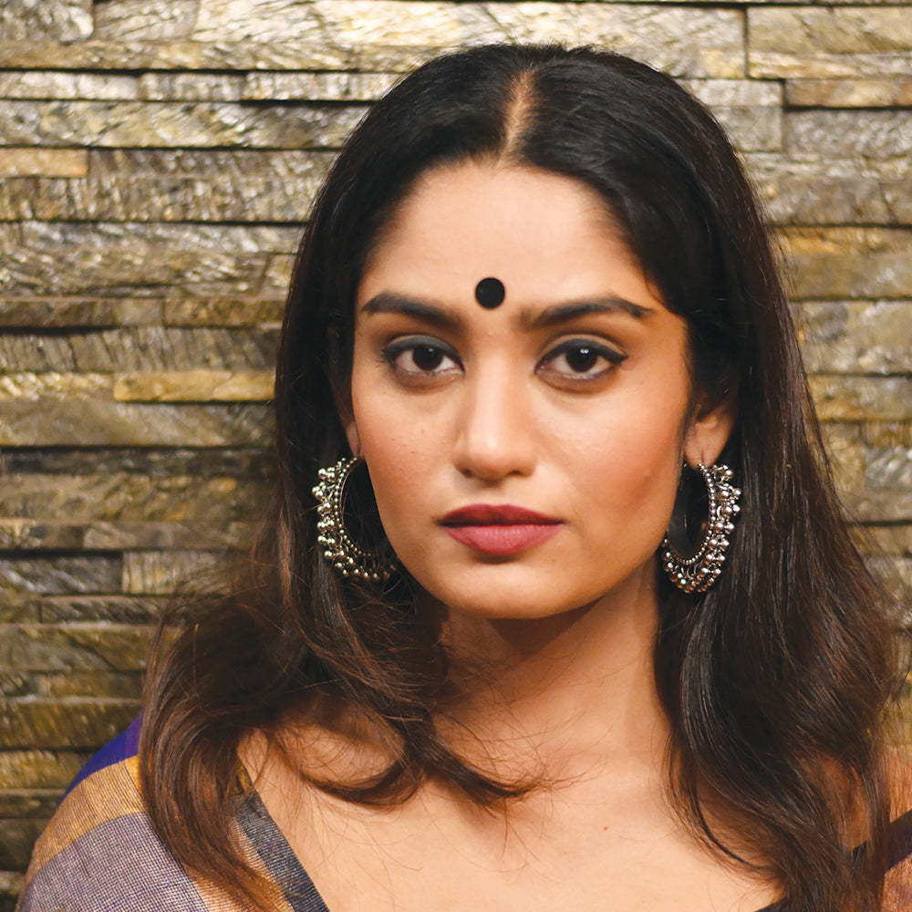 Gungroo Silve Hoops Earrings - Joker & Witch