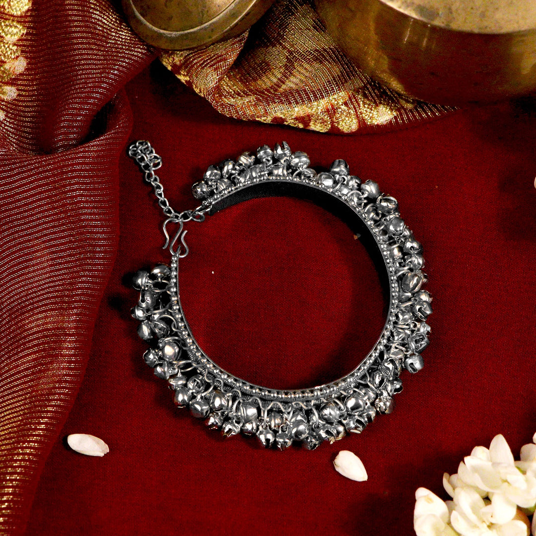 Anusha Silver Oxidized Ghungroo Bangle
