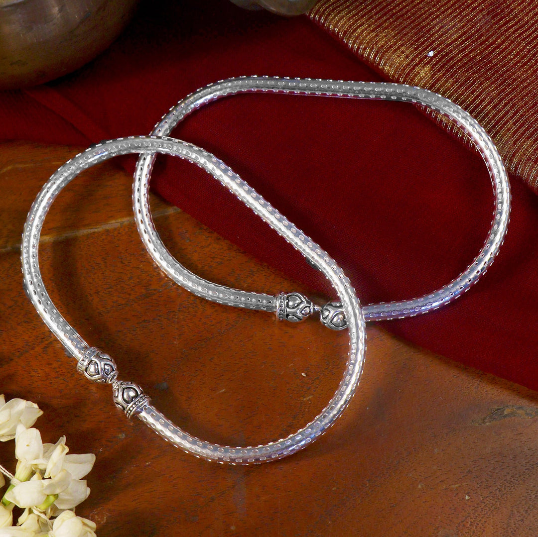 Nisha Silver Oxidized Anklets