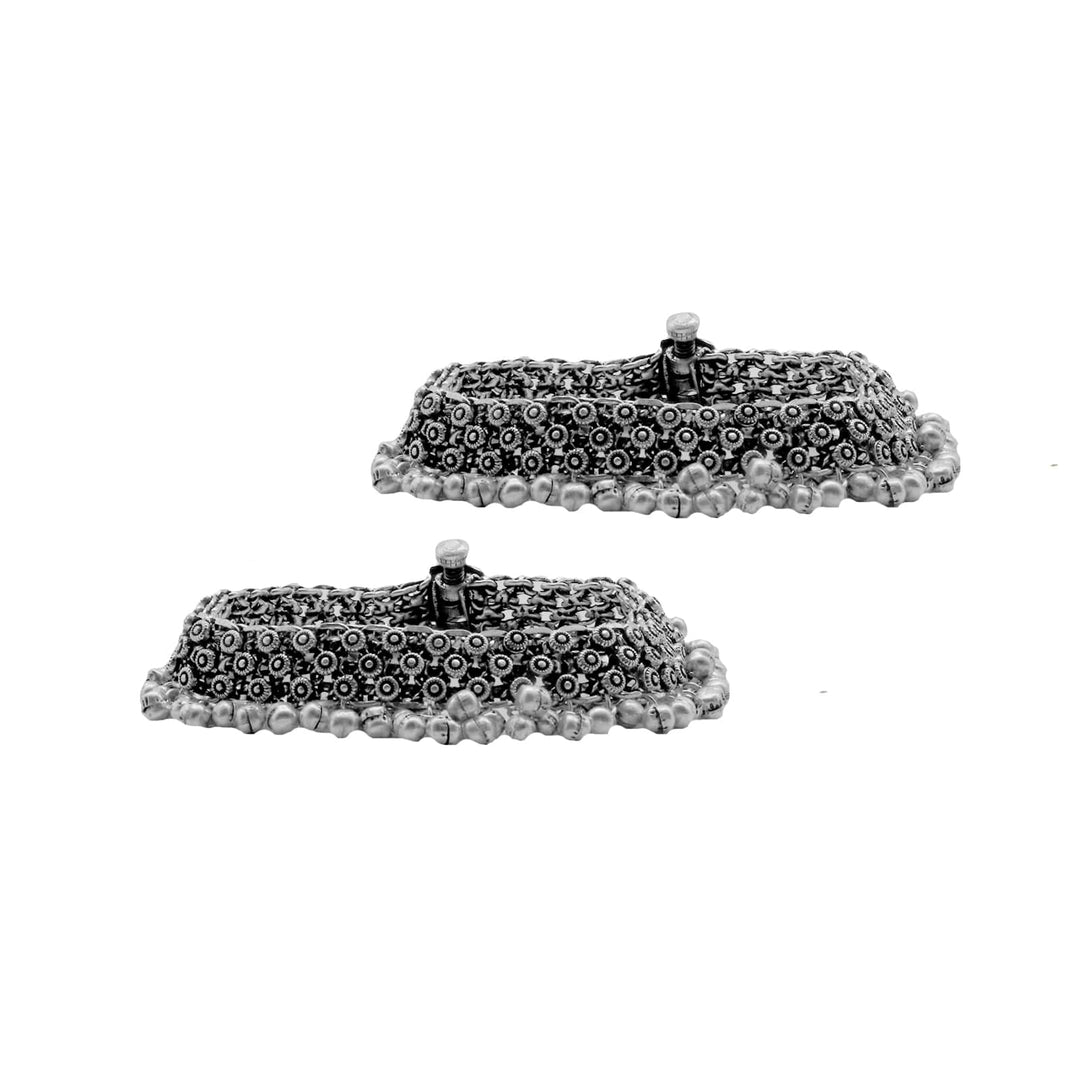 Veena Rawa Silver Oxidized Ghungroo Anklets