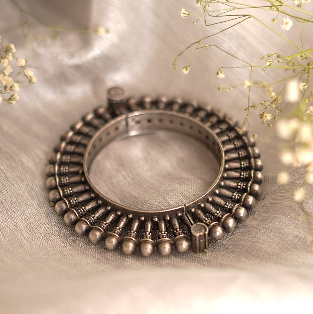 Teejh Jeni Silver Oxidised Bangle