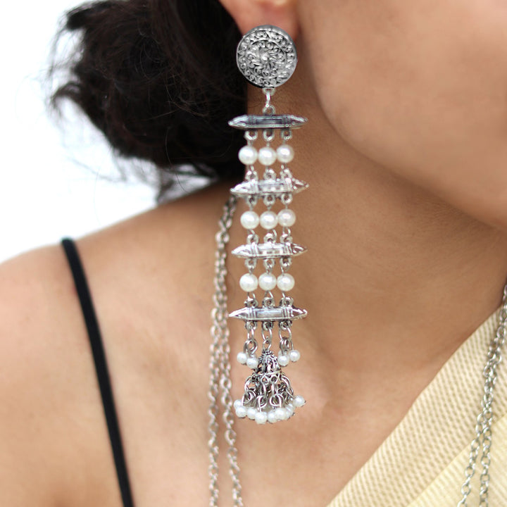 Teejh Nyra Long Necklace Set