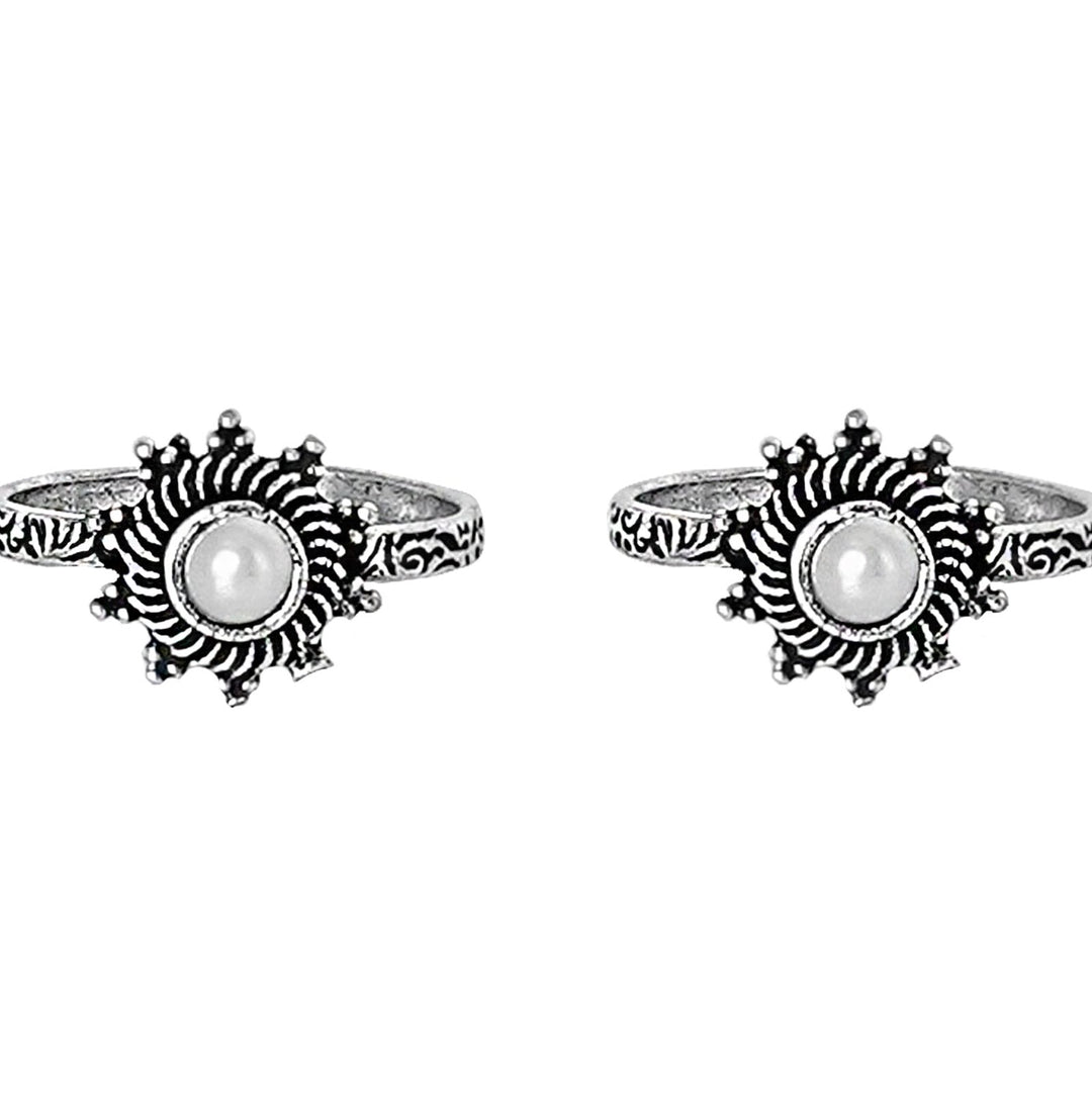 Teejh Aashvi White Silver Oxidised Toe Rings