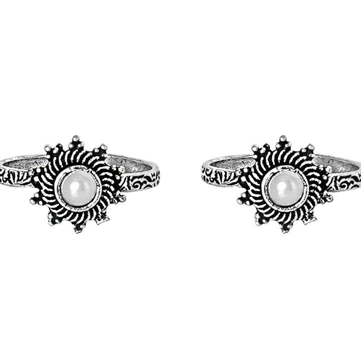 Teejh Aashvi White Silver Oxidised Toe Rings