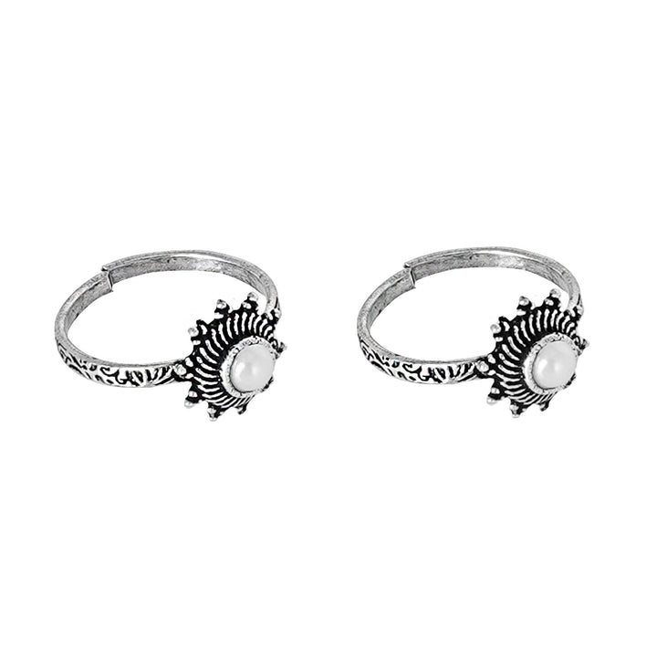 Teejh Aashvi White Silver Oxidised Toe Rings