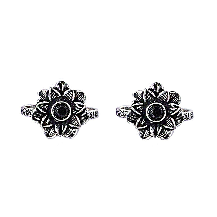 Teejh Kayra Black Stone Silver Oxidised Toe Rings