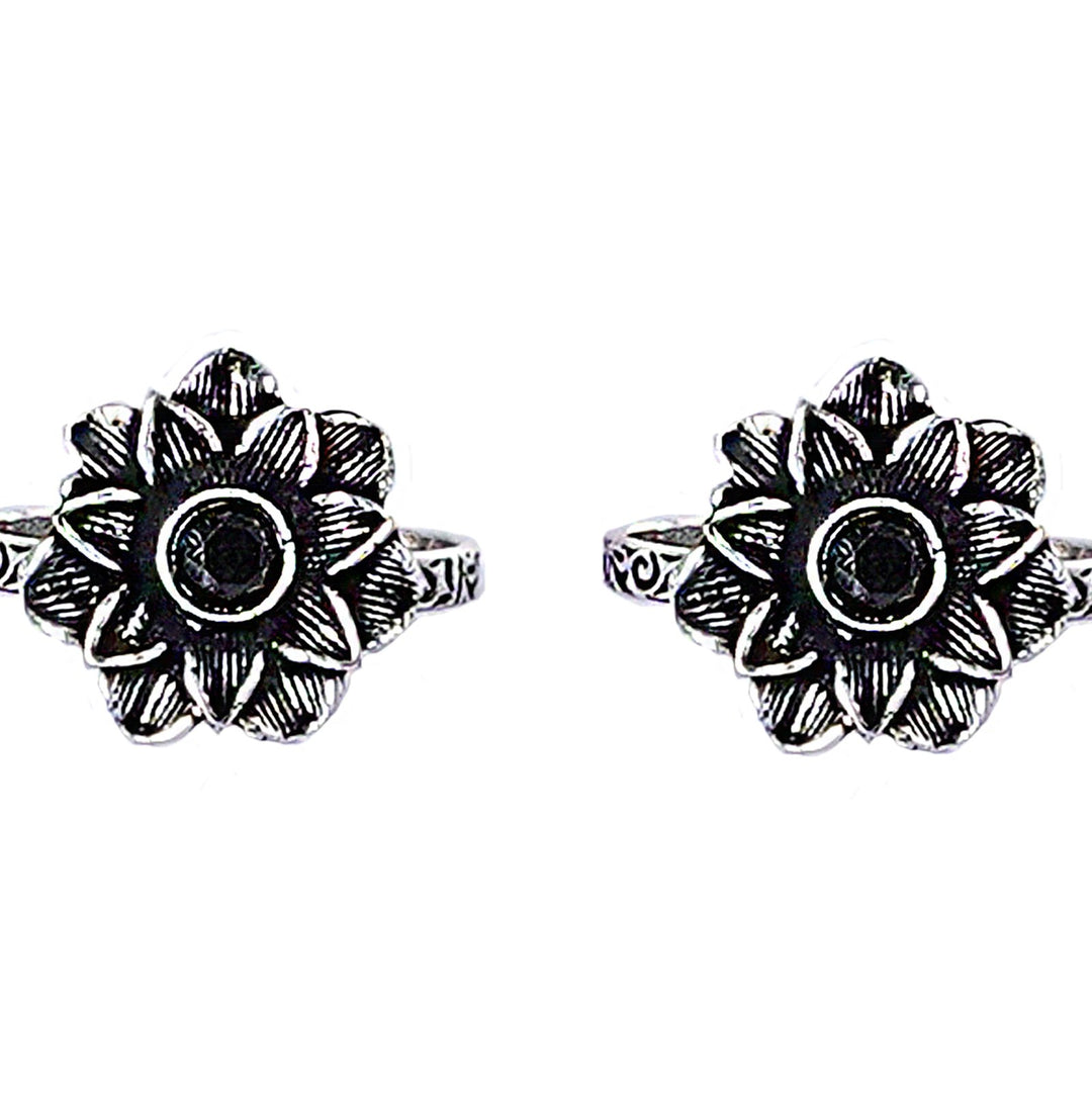 Teejh Kayra Black Stone Silver Oxidised Toe Rings