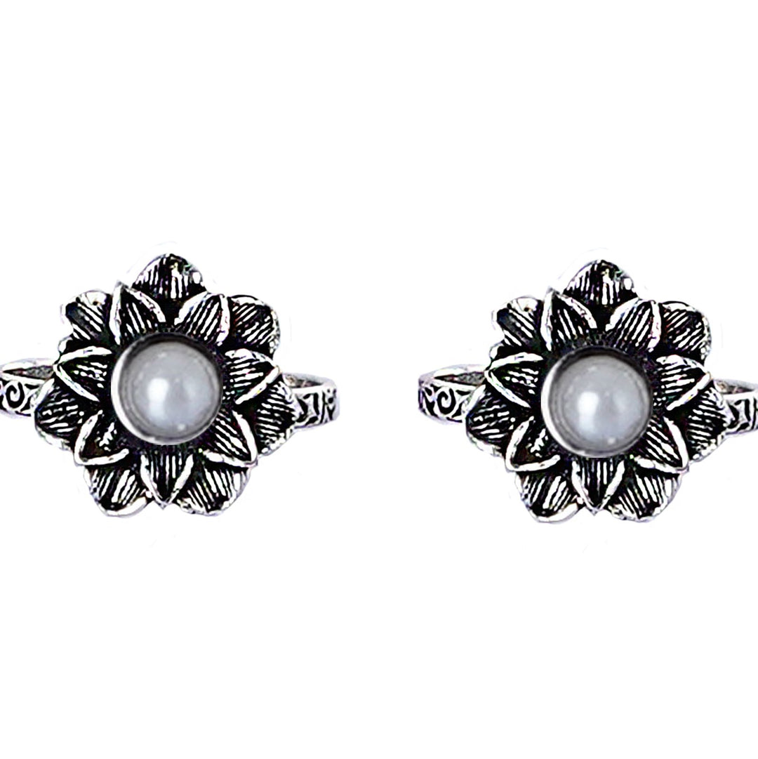 Teejh Kayra White Stone Silver Oxidised Toe Rings