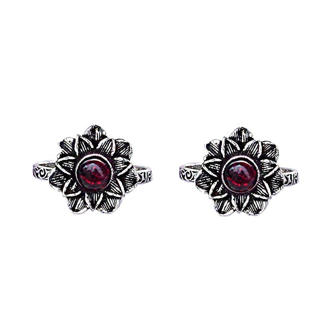 Teejh Kayra Red Stone Silver Oxidised Toe Rings