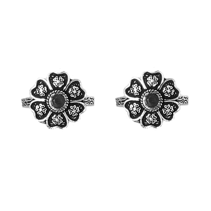 Teejh Ruhi Black Stone Silver Oxidised Toe Rings