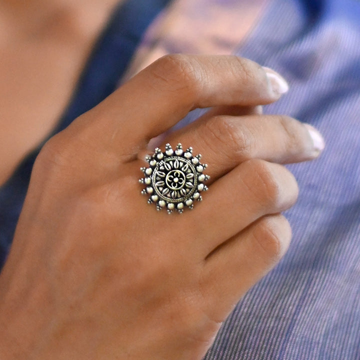 Nitya Silver Ring - Joker & Witch