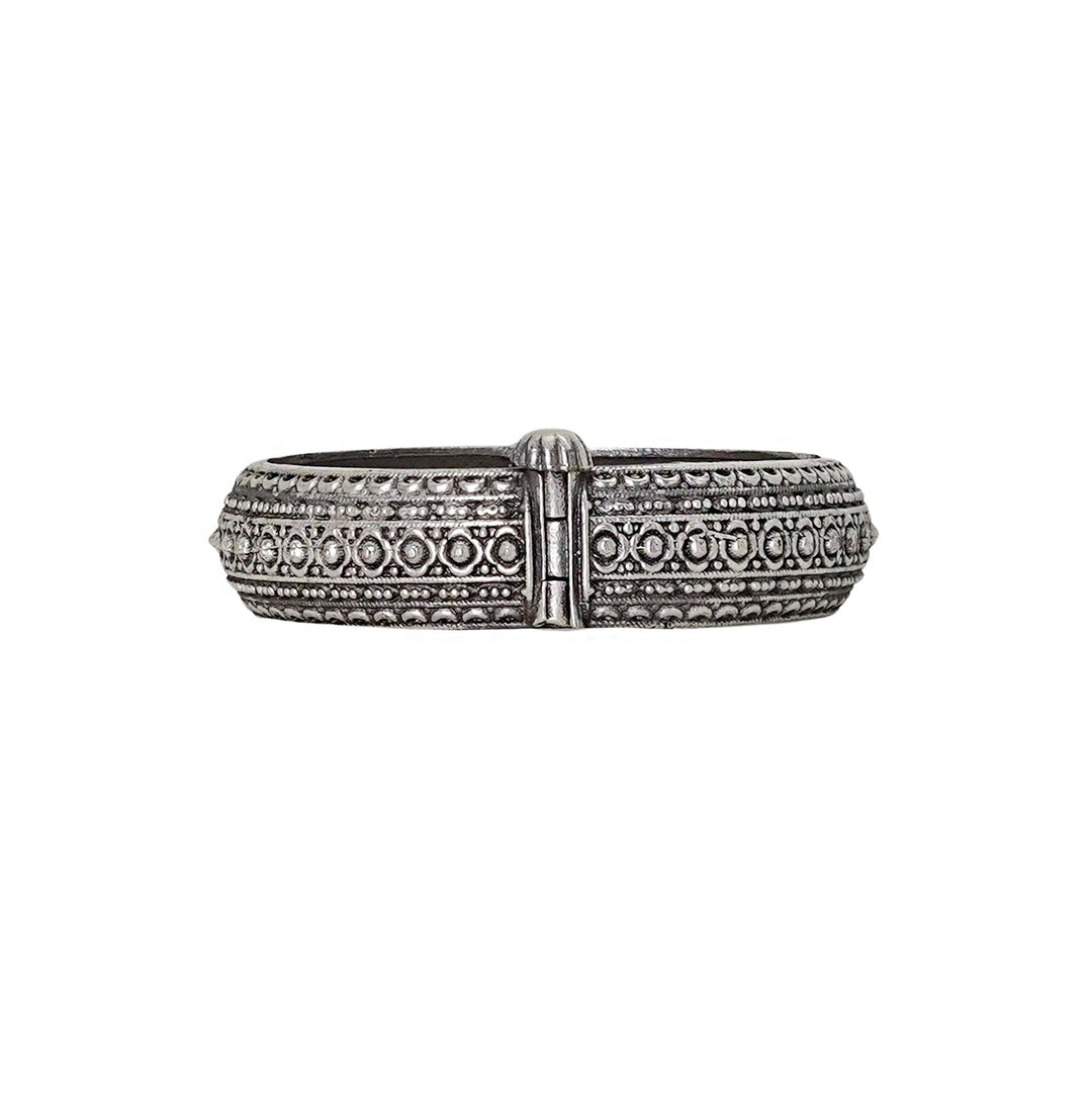 Teejh Raisha Silver Oxidised Bangle