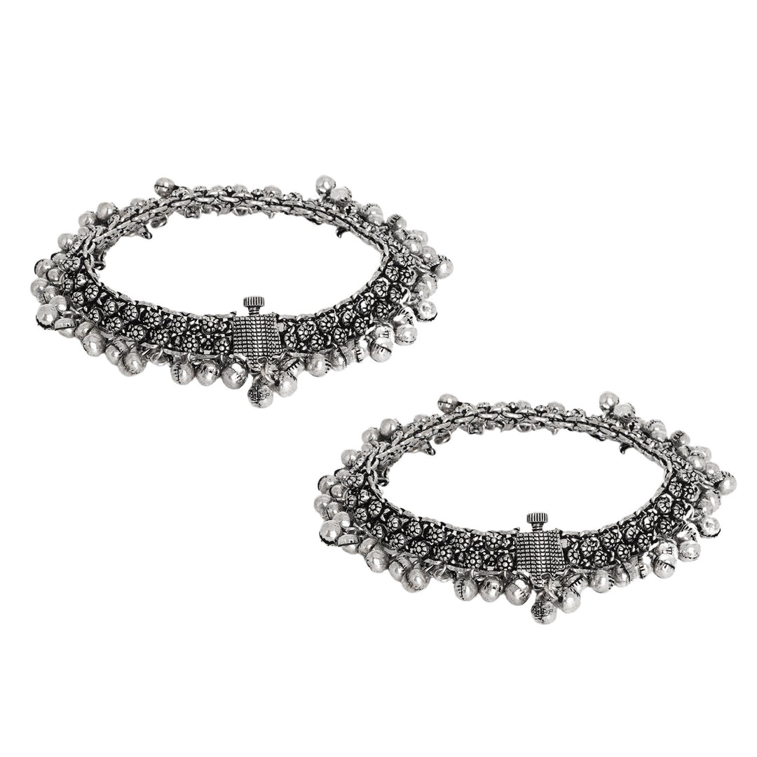Teejh Raashika Silver oxidised Anklets