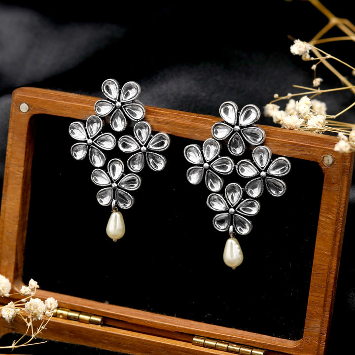 Vamika Floral Polki Silver Oxidized Earrings - Joker & Witch