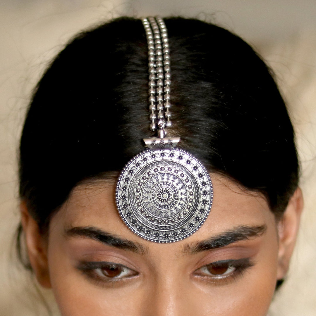 Teejh Deepa Silver Oxidised Maang Tika