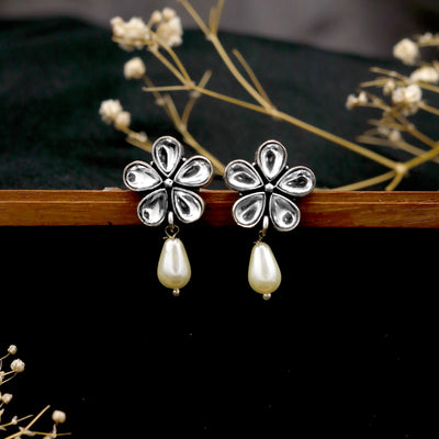 Amritaya Floral Polki Silver Oxidized Earrings - Joker & Witch