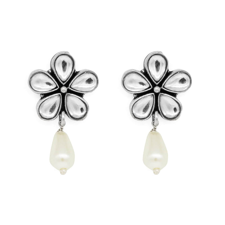 Amritaya Floral Polki Silver Oxidized Earrings - Joker & Witch
