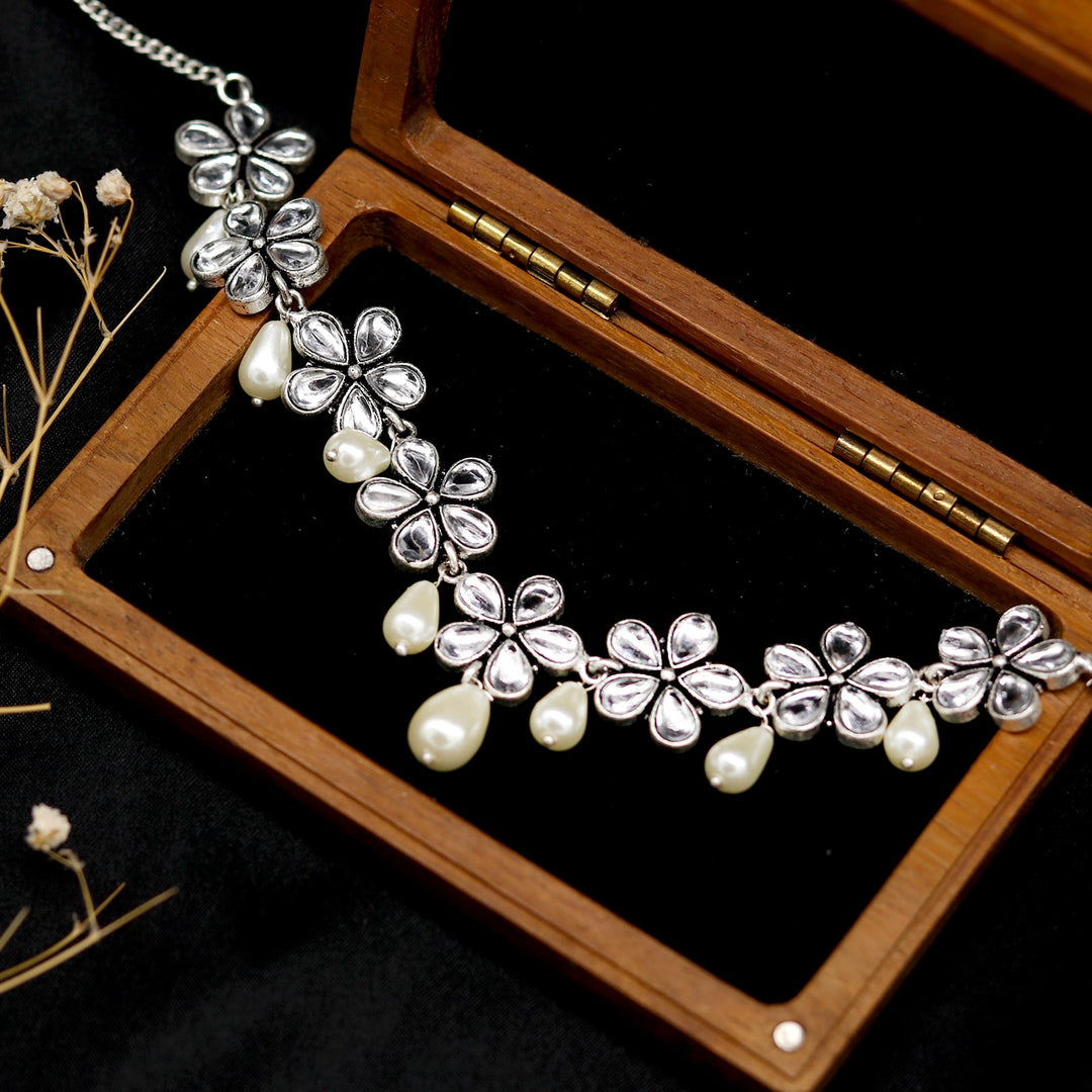Abhita Floral Polki Silver Oxidized Necklace - Joker & Witch