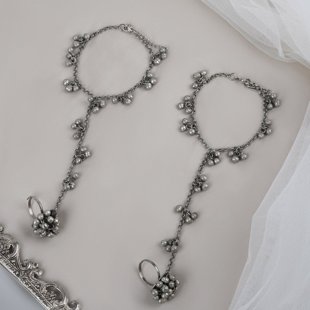 Teejh Mukkho Silver Oxidised Ghungroo Anklet