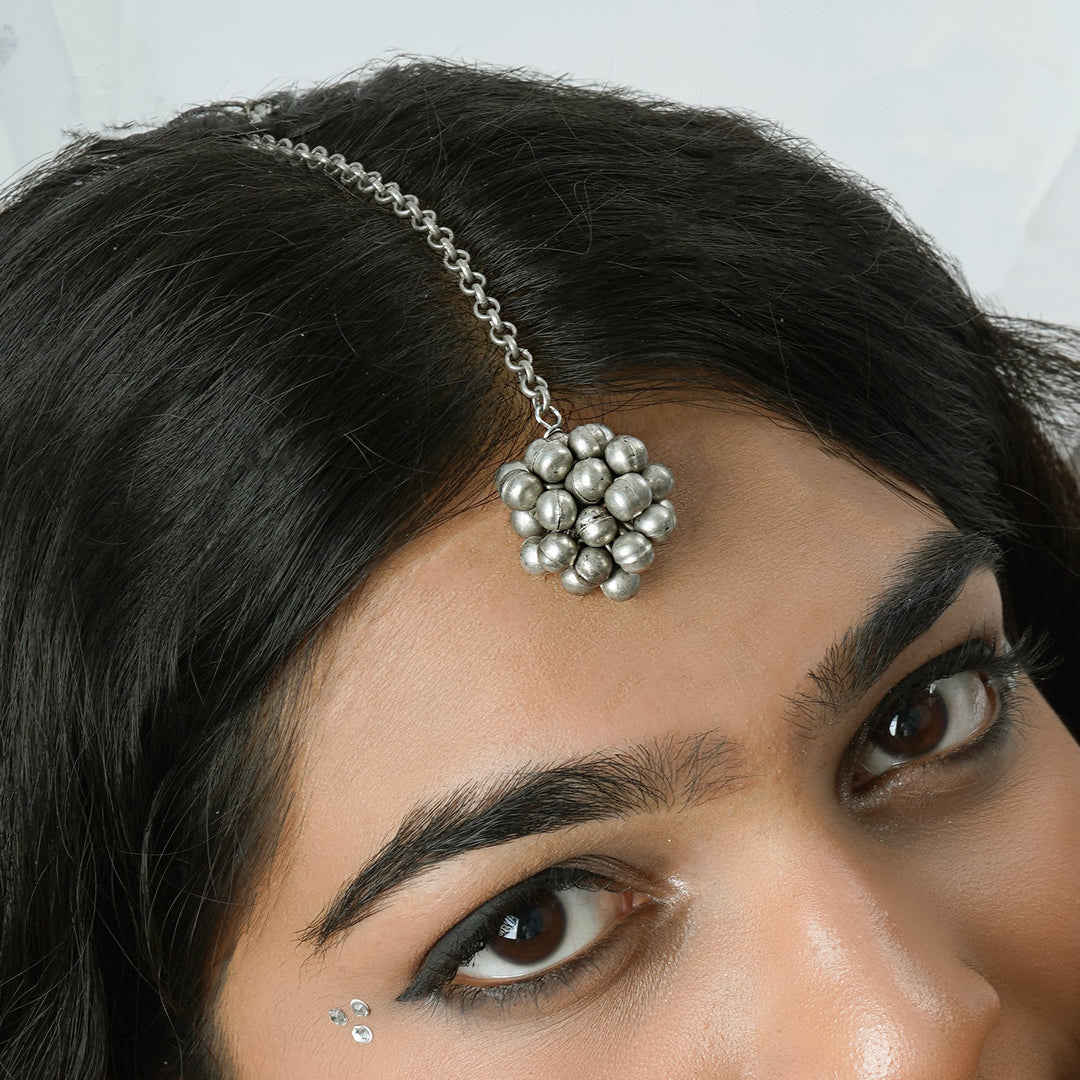 Teejh Sumi Silver Oxidised Ghungroo Maang Tikka