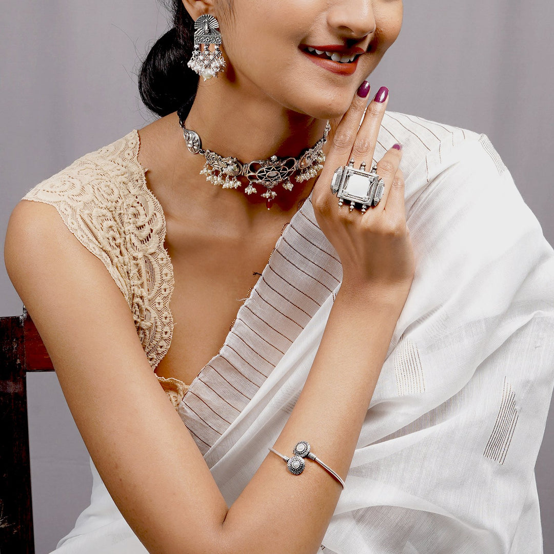 Teejh Kanishka White Silver Oxidized Jewelry Gift Set